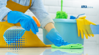 Devo guardar os documentos trabalhistas da minha empregada doméstica?