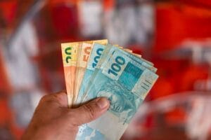Quais as vantagens de um empréstimo com garantia? 1 Empréstimo com garantia