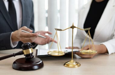 TRF-5 utiliza decisão do STF e exclui ISS da base de cálculo do PIS/Cofins