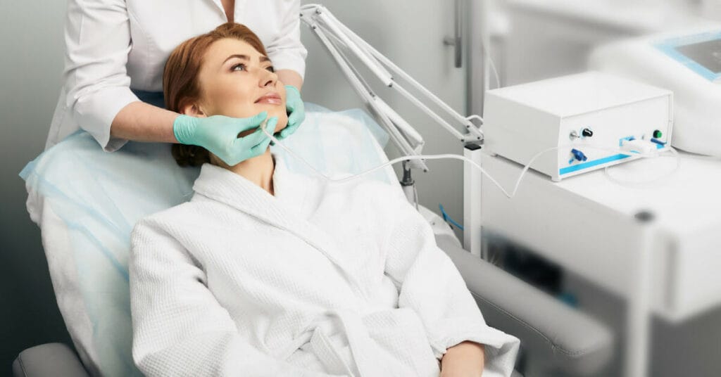 Ozonioterapia no Brasil Beneficios Controversias e Regulamentacao