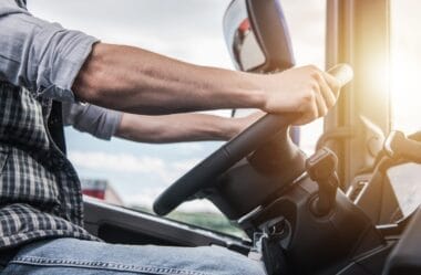 Ex-Esposa de Motorista Ganha Direito a Metade de Valores de Ação Trabalhista