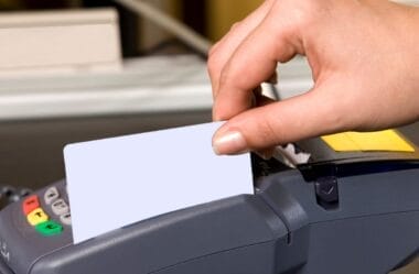 Administradoras e Bandeiras de Cartões de Crédito: Entenda as Diferenças