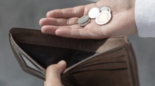 URGENTE Taxa Selic sobe para 13,25%! Como isso afeta seu bolso e como se proteger