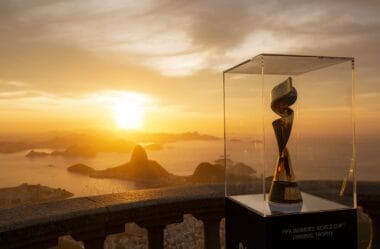 Fifa planeja arrecadar R$ 5,6 bilhões com a Copa do Mundo feminina no futuro | Dona do Campinho