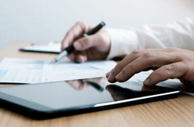 Entenda as alíquotas-padrão e de referência do IBS e CBS: o que muda com a Reforma Tributária