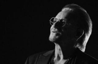 Crítica do filme Bono: Stories of Surrender (2025)