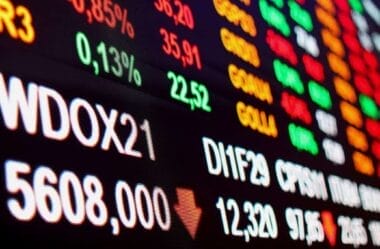 Ibovespa fecha em queda com Banco do Brasil (BBAS3), mas saldo da semana é positivo; dólar cai a R$ 5,66 – Money Times