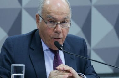 Vieira defende ida de Lula à Rússia no Dia da Vitória contra nazismo