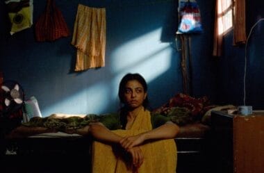 Irmã Midnight Movie Review & Resumo do filme (2025)